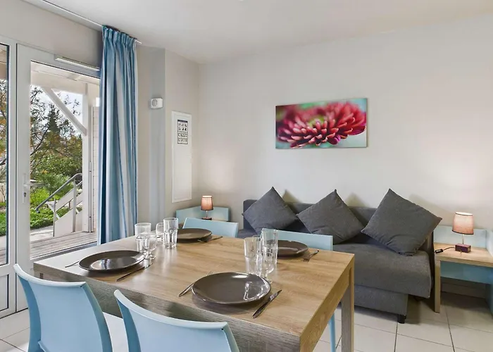 Charmante Maison Avec Climatisation, Parking Et Terrasse A Marseillan-plage - Fr-1-326-841 Holiday home