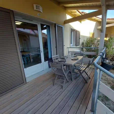 Charmante Maison Avec Climatisation, Parking Et Terrasse A Marseillan-plage - Fr-1-326-841 Semesterbostad