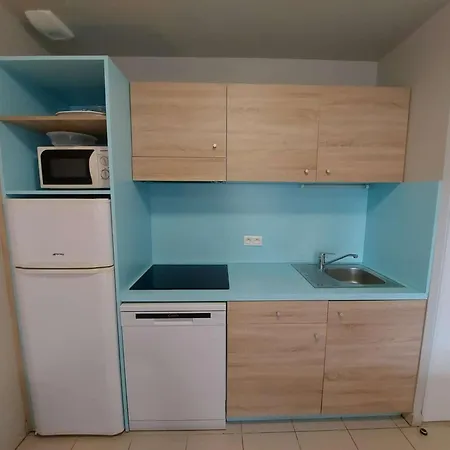 Charmante Maison Avec Climatisation, Parking Et Terrasse A Marseillan-plage - Fr-1-326-841 Tatil Evi *