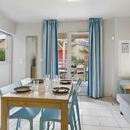 Charmante Maison Avec Climatisation, Parking Et Terrasse A Marseillan-plage